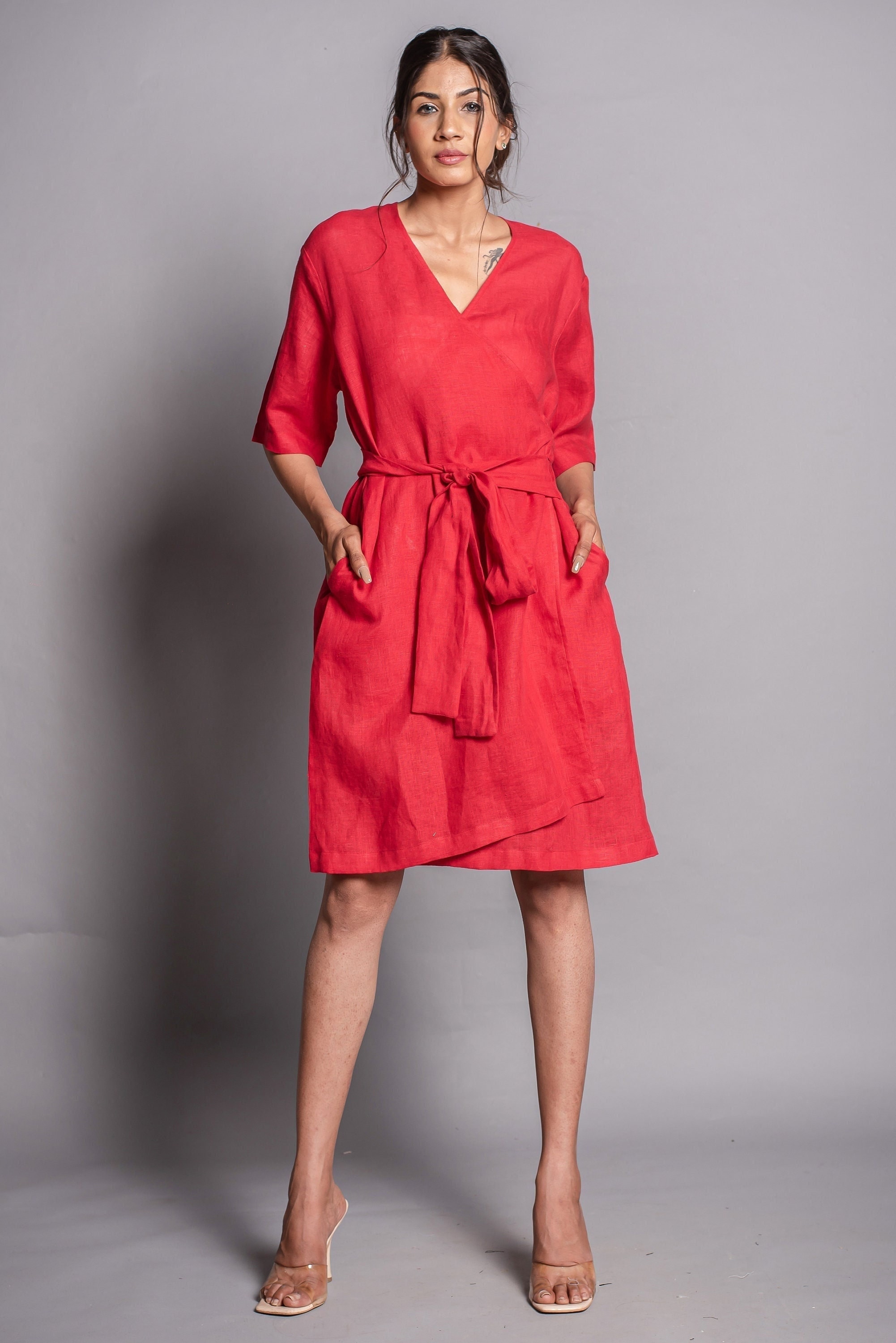 can you wear a short dress to a formal Knee-Length Semi-Formal Short-Sleeve Dress