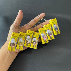 Miniatur B.T.S Binggrae Bananenmilch Schlüsselanhänger