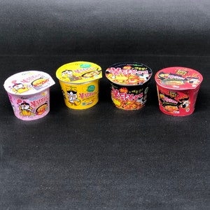 S*my*ng Noodle Cup Miniature-Kühlschrank-Magnet