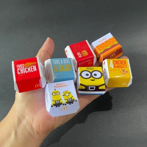 Aimant de réfrigérateur miniature McD*n*ld