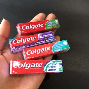C*lg*te Zahnpasta-Miniatur-Kühlschrankmagnet