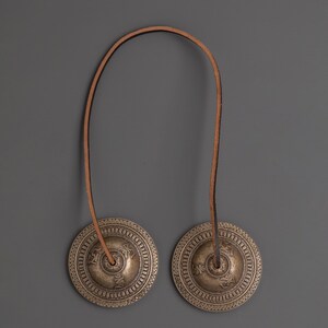 Tingsha Tibetan Meditation Cymbals | Traditional Bronze Tingsha for Mindfulness & Sound Healing | Tibetan Prayer Ritual Tool | Stress Relief