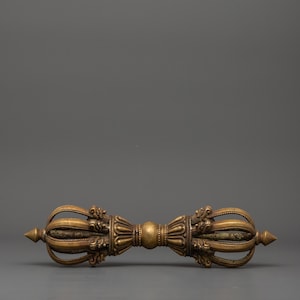 Exquisite Tibetan Bronze Vajra | Buddhist Ritual Dorje for Spiritual Empowerment & Meditation | Symbol of Spiritual Power and  Enlightenment