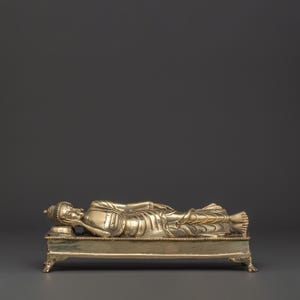 Handcrafted Sleeping Buddha Statue | Brass Reclining Buddha Sculpture for Meditation | Spiritual Buddhist Art and Zen Home Decor Accent