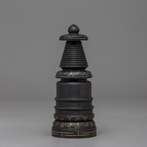 Stupa tibétain traditionnel fait main | symbole puissant de guérison et d&#39;éveil | Parfait pour la méditation, décoration d&#39;autel, croissance spirituelle