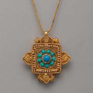 Tibetan Ghau | Buddhist Prayer Box | Buddhist Portable Shrine | Handmade Nepalese Craft | Nepal Jewelry Treasure Box | Copper Prayer Box