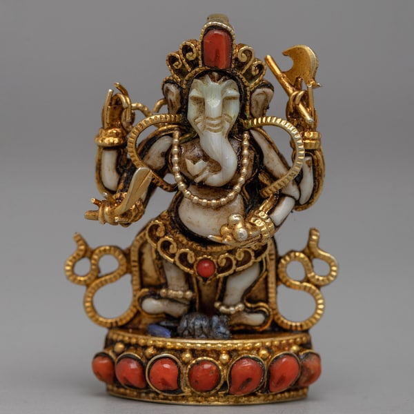 Embrace Divine Wisdom & Success With Our Wealth Ganesha Prayer Locket | Hinduism Deity Vigneshwara Adorned Jewels | Spiritual Artwork |