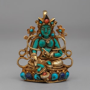 Medallón de Tara Verde con Elegancia Femenina Divina / Símbolo portátil de Sabiduría e Iluminación / Bendiciones Budistas / Obra de Arte Sagrada de la Madre Drolma