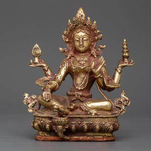 Handmade Laxmi sculpture – Hindu Goddess of Wealth & Prosperity, Lakshmi Mata Idol for Puja, Temple Decor, Diwali Blessings, Altar Sculpture