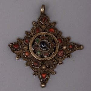 Handmade Pure Silver Locket |  | Traditional Gift for Women |Spiritual Artwork |Himalayan Craft | Nepal Tibet Jewelry Original stones Inlaid