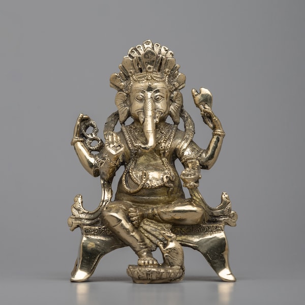 Hand-Crafted Ganesh Statue for Devotees | Guardian of Home and Heart | Spiritual Gift & Hindu Artistry | Lord Ganesh Statue for Home Decor