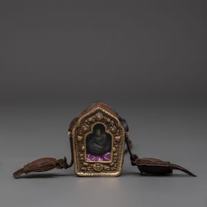 Handcrafted Ghau Box with Buddhist Deity | Silver Plated Copper | Portable Tibetan Amulet Shrine | Meditation Talisman | Sacred Artwork