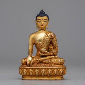 Siddhartha Gautama Buddha Statue | Namo Buddha Figure | Lord Shakyamuni Buddha Sculpture | Tibet Himalayan Art | Buddha Indoor Decor |