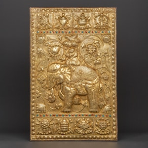 Auspicious Symbol Wall Plaque | Tibetan Metal Thangka with 8 Auspicious Symbols | Handcrafted Buddhist Wall Art for Spiritual Home Decor