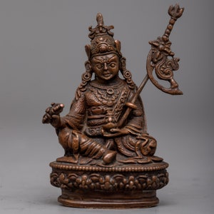 Copper Buddhist Master Guru Rinpoche Statue | Tibetan Guru Padmasambhava Sculpture | Meditation Space Altar | Tantric Buddhism | Home Decor