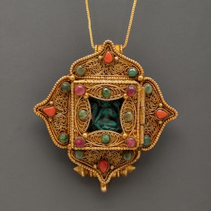 Ghau Box Locket with Green Tara | Handmade Buddhist Ghau Box Pendant | Crafted With Devotion | Ghau Box Locket for Blessings and Protection