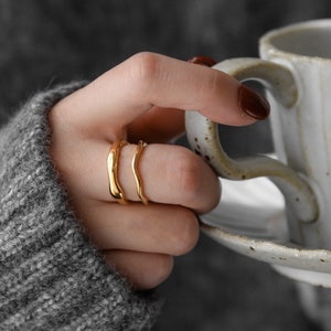 Gold wave ring, gold tube band ring, unique gold ring, minimalism ring, irregular shape band, stacking ring set, simple band, wedding ring