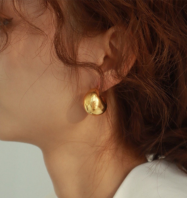 Celine Braided Effect Hoop Earrings in Metallic