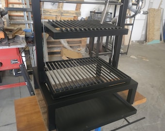 Parrilla Argentina MasterGrill 400  Pro | Bandeja Recoge-Cenizas y Zona de Atemperado #TallerDelBBQ | Sistema Elevable | Leña o Carbón