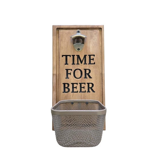 Abridor de Botellas de Pared con Cesta – Personalizable - Madera de Haya l #TallerDelBBQ | Medidas: 47 x 56 x 3 cm.