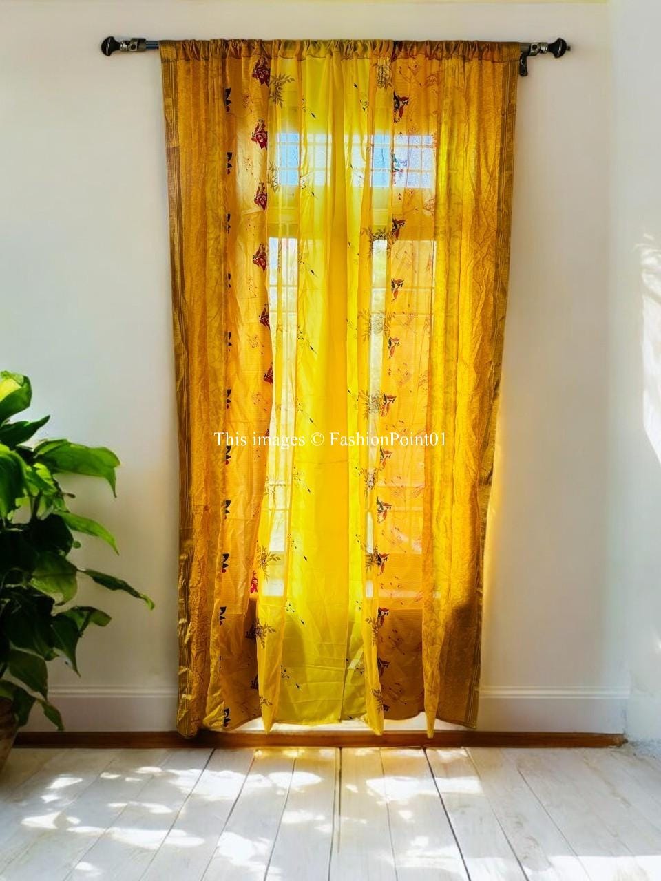 Handmade Silk Saree Curtain: Boho Patchwork Window Decor (210x105 cm)