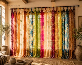 Vintage-Seidensari-Patchwork-Gardinenpaneel im Boho-Stil, handgefertigte indische Vorhänge, farbenfrohe Boho-Wohndekoration, lichtdurchlässiger Vorhang