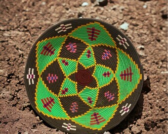 Décorations murales, panier berbère, plateau osier, fait main,panier marocain tressé à suspendre, ethique et durable, pièce unique.