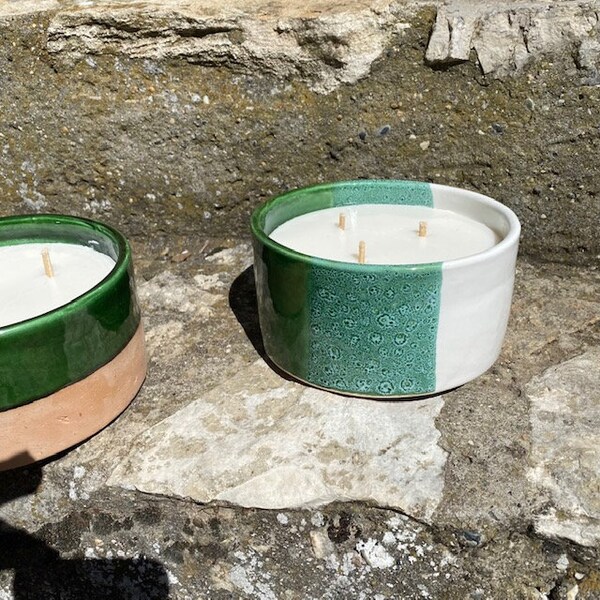 Bougie artisanale senteur de la Figue fraiche - Poterie verte et blanche