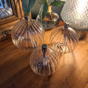 Lampe a huile verre moderne, transparent, striée, décoration salon, ambiance cosy zdjęcie 7