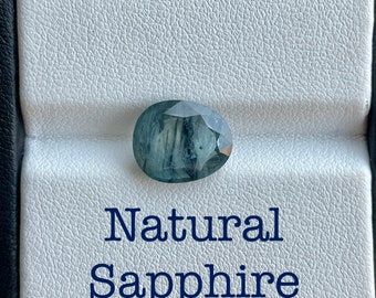 Beautiful natural sapphire.100% natural.