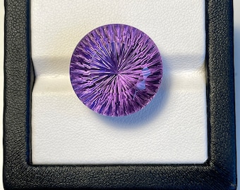 Incredible Amethyst, fantasy cut. Perfect cut. 100% natural.