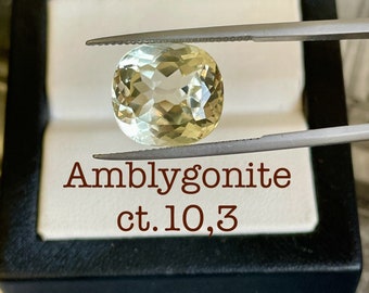 ESTREMAMENTE RARO!Amblygonite naturale ct.10,3!Gemma da collezione.