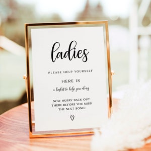 Ladies Room Sign Template, Wedding Ladies Bathroom Sign, Complimentary Toiletries Table Sign, Ladies Wedding Bathroom Sign, DIY,  RS KM 117