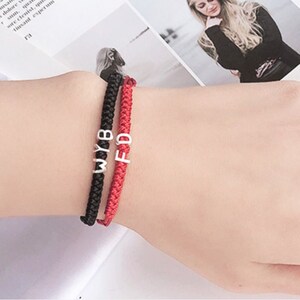 Pulsera inicial de plata personalizada. Joyería personalizada.  Pulsera Carta de Plata, Regalo de Navidad