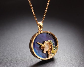 Collana con ciondolo unicorno smaltato, collana colorata in oro 18 carati, regalo per lei, regalo per la festa della mamma