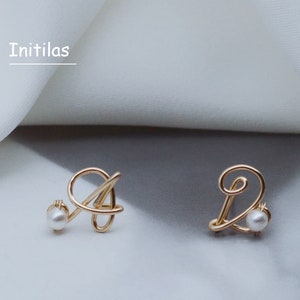 Pendiente de nombre personalizado Pendiente inicial relleno de oro de 14K Nombre personalizado Pendientes colgantes Regalo de joyería de pera para su regalo de Navidad para mamá