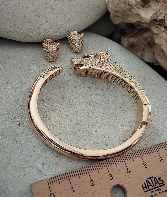 Luxury steel Bangle with Zirconia charm bangle bracelet Filled Panther Bracelet Panther Bracelet Rose Gold Bracelet