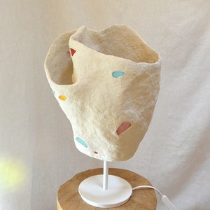 Paralume in cartapesta con vetri rotti, lampada da tavolo, lampada da tavolo, lampada a sospensione, lampada a sospensione, beige/sabbia, Wabi Sabi