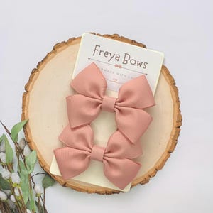Sweet nectar hair bows, peach bows for toddlers & girls, peach pigtail bows,  hair bows for girls and toddlers, party and occasion hair bows