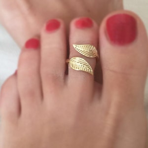 Gold Leaf  Branch Toe Ring, Double Leaf  Adjustable Toe Ring, Gold Filled Wrap Ring, Knuckle Ring, Foot Jewelry, Summer Jewelry, Foot Ring