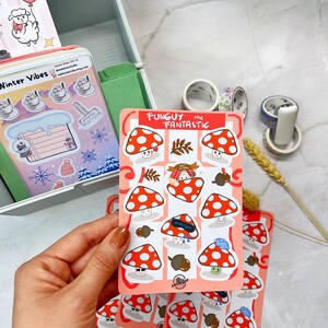 Stickervel - stickers voor in het dagboek - scrapbookstickers - funguy the fantastic - paddestoelstickers - schattige paddestoelstickervel