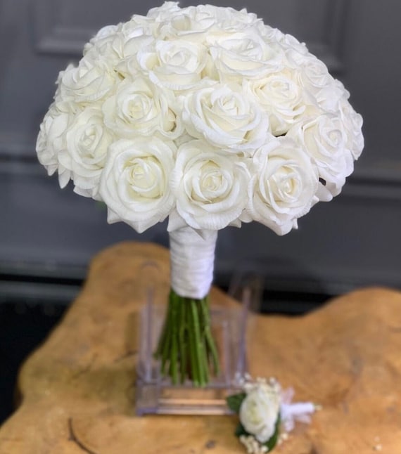 Rosen-Brautstrauß: Künstliche Hochzeitsblumen