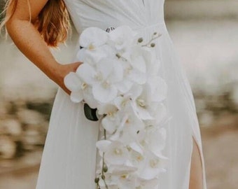 Ramo de novia en cascada de orquídeas: flores artificiales para