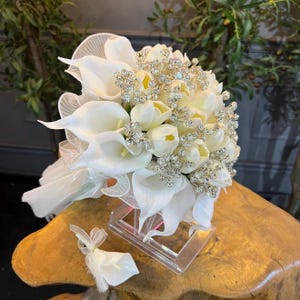 Calla Lilies Tulip Crystal Diamante Bride Bouquet, Calla Lilies Tulip Wedding Bouquet, Bridal Bouquet, Artificial flowers