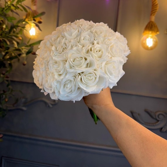 Rosen-Brautstrauß: Künstliche Hochzeitsblumen