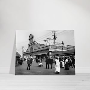 Atlantic City New Jersey 1900 Entrance to Young&#39;s Pier - black and white old photograph vintage Premium Matte Paper Poster
