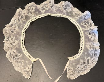Antique Edwardian Applied Tape Lace & Needle Run Net Bertha Collar 