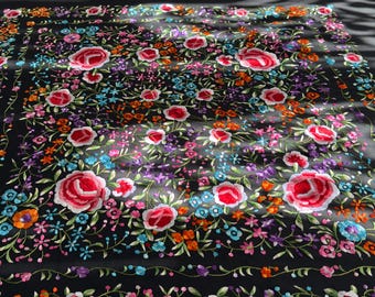 Vintage Manton de Manila – Spanish Silk Flamenco Shawl – Piano Shawl