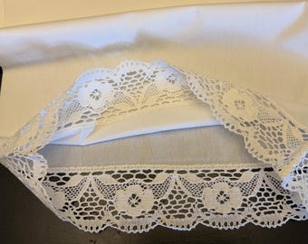 Vintage Spanish Cotton Bed Linen Set with Handmade Lace