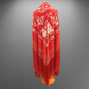 Vintage silk manila shawl (manton) for flamenco. It features double-sided hand embroidery and long fringe.
